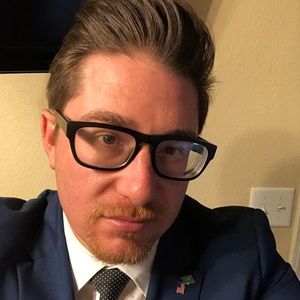 Meet your Posher, Lelan